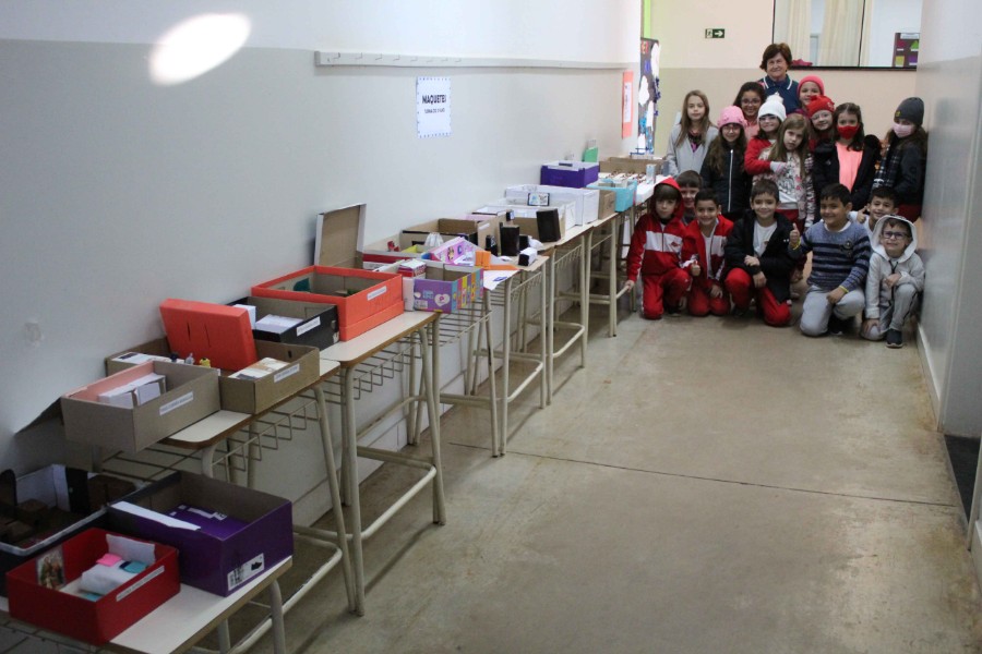 Construção de Maquete com o 2º ano