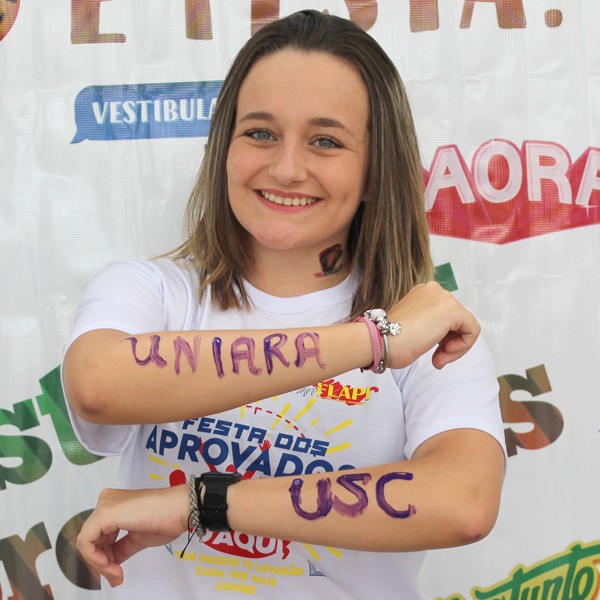 Thaís Lourenço Ferrari