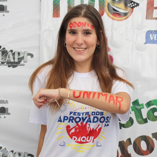 Isabela Mergulhão Camanho