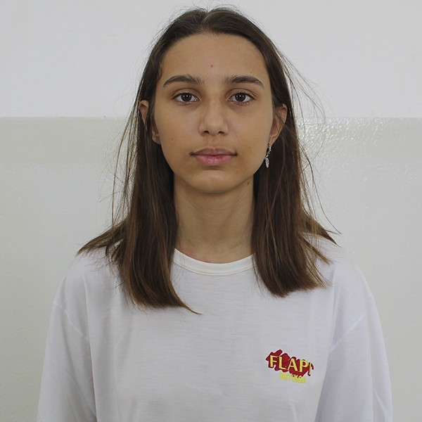 Anna Luiza Massola Machado